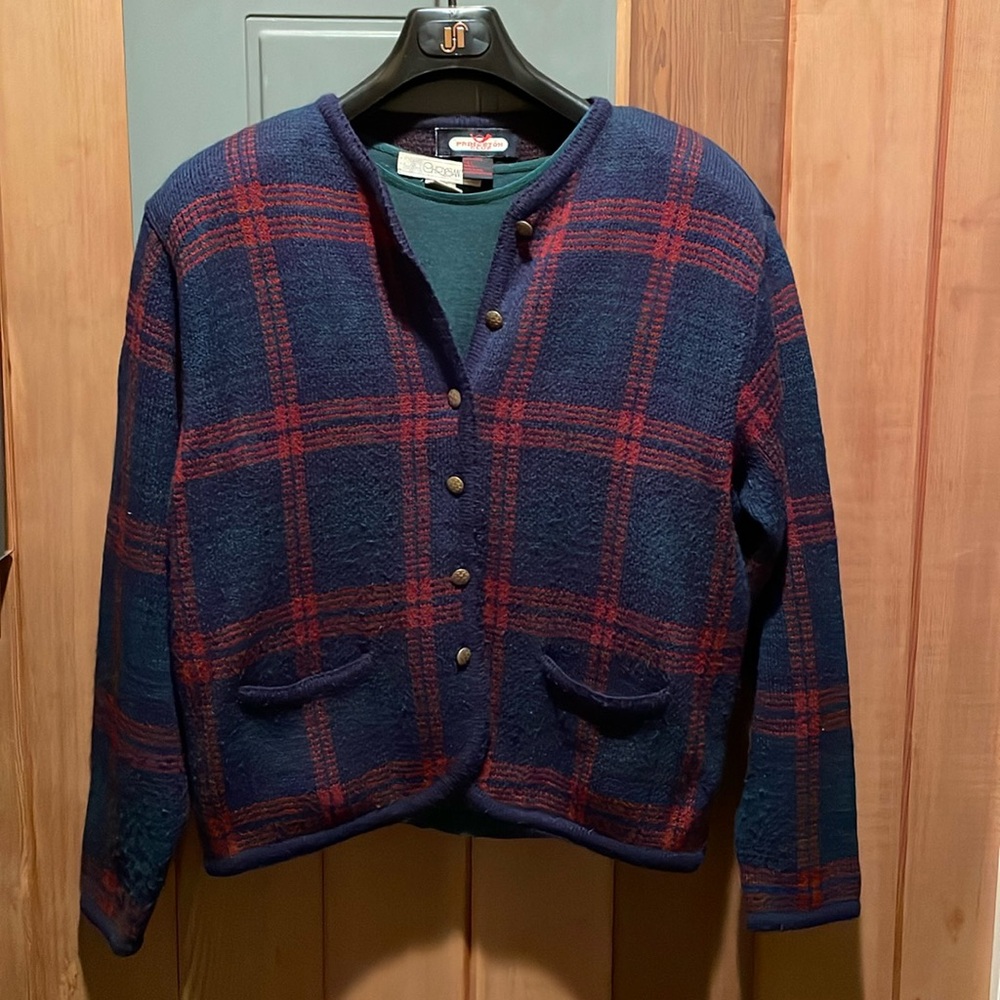 Vintage cardigan with green undershirt